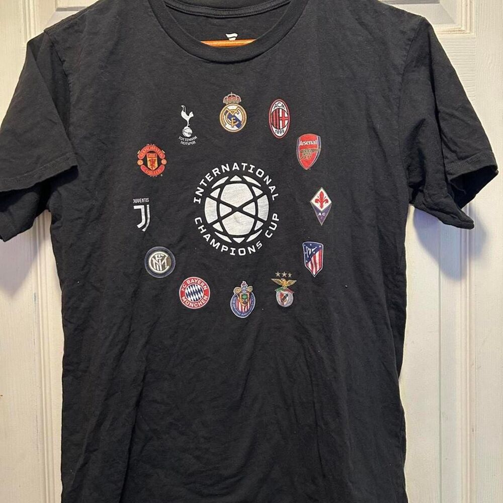 Fanatics Men's Black and Grey T-shirt